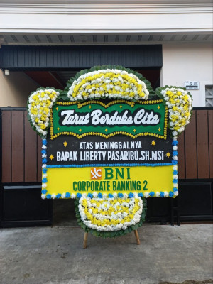 Papan Bunga Duka di Karya Mulya