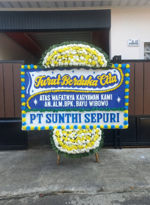 Papan Bunga Duka di Karya Mulya