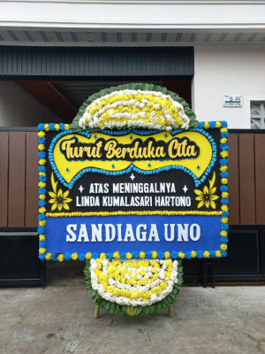 Papan Bunga Duka di Karya Mulya